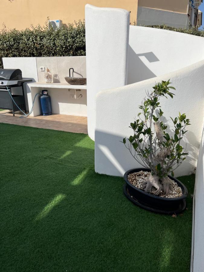Apartamento Le Residenze Del Mare Monolocale N2 La Caletta Exterior foto