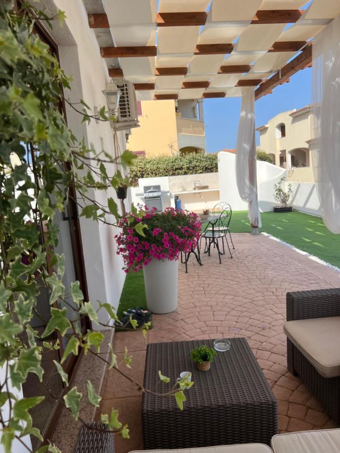 Apartamento Le Residenze Del Mare Monolocale N2 La Caletta Exterior foto
